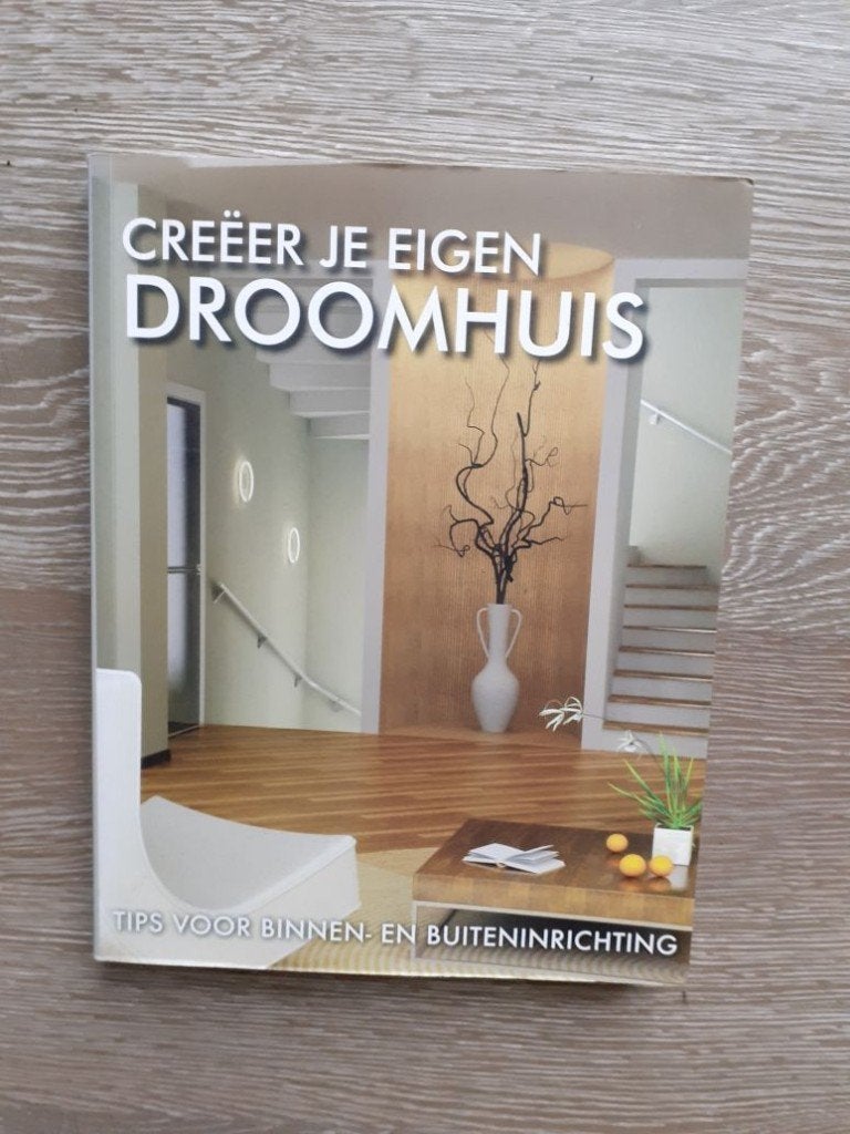 Elisabeth Livolsi-Creeer Je Eigen Droomhuis, Boeken, Ophalen of Verzenden, Gelezen, Interieur en Design