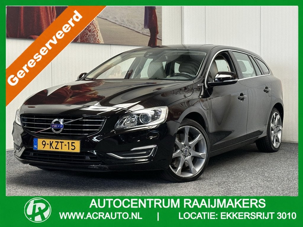 Volvo V60 2.4 D6 AWD PLUG- IN HYBRID SUMMUM NAVIGATIE CRUISE, Auto's, Automaat, Beige, Vierwielaandrijving, 212 €/maand