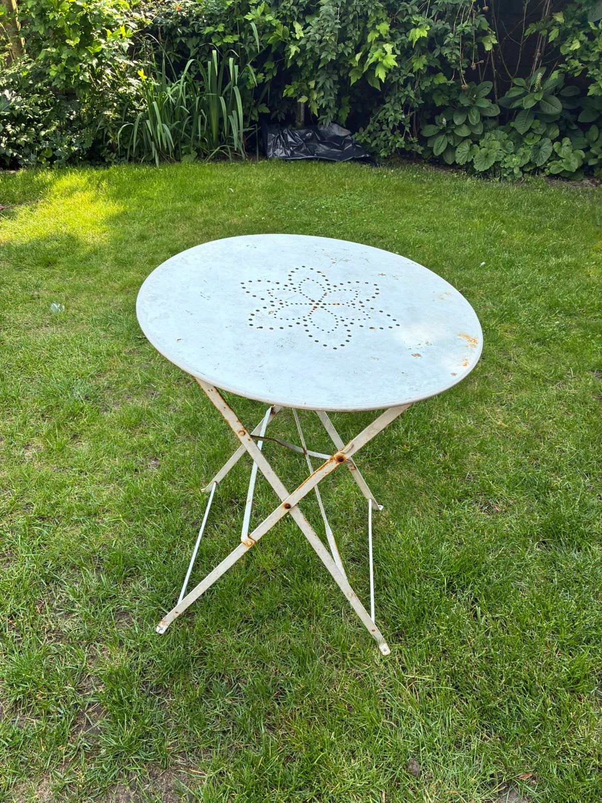 Brocante frans ijzeren tafeltje, Tuin en Terras, Tuintafels, Ophalen, Zo goed als nieuw