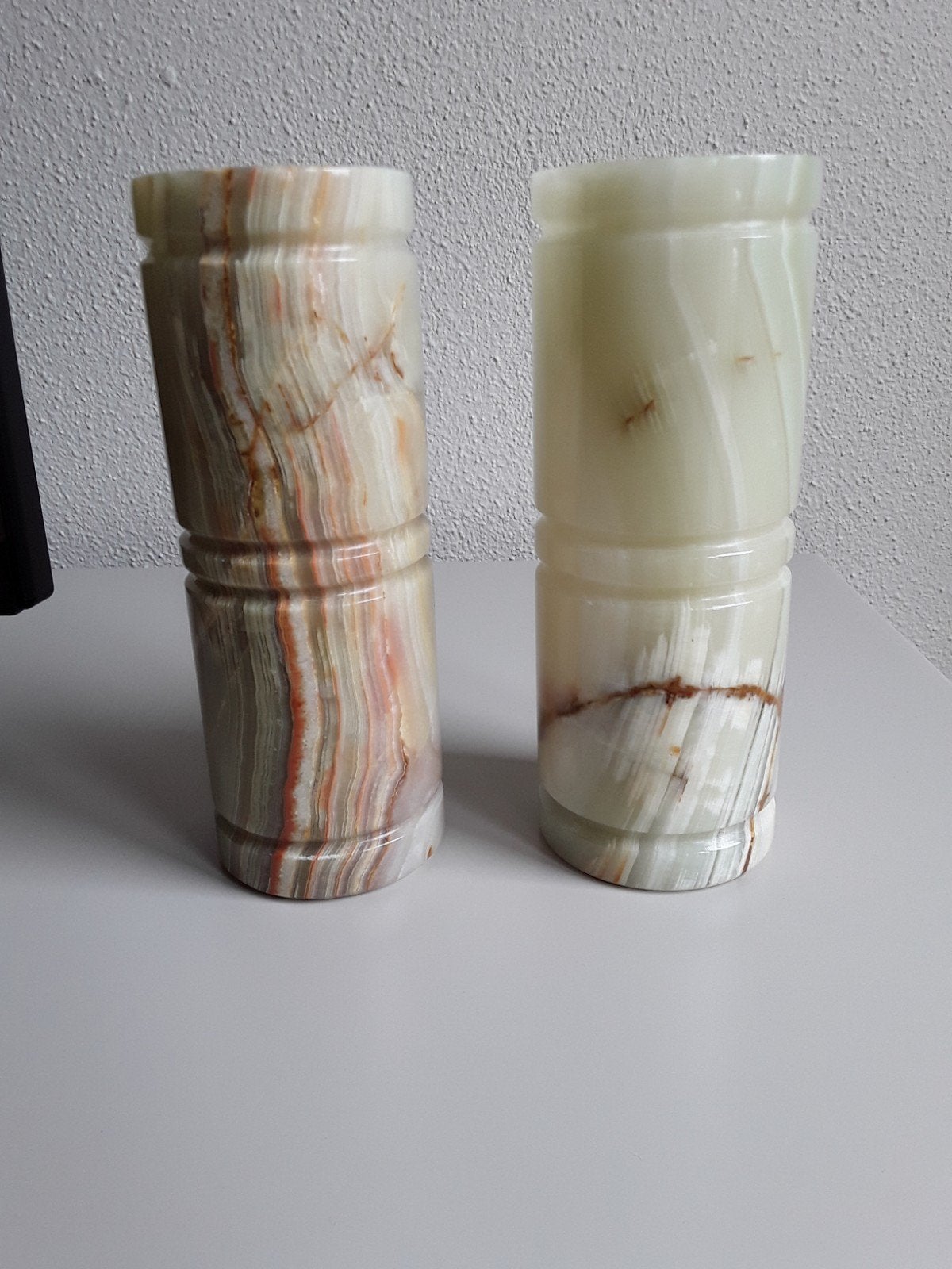 2 onyx vaasjes, Antiek en Kunst, Antiek | Woonaccessoires, Ophalen