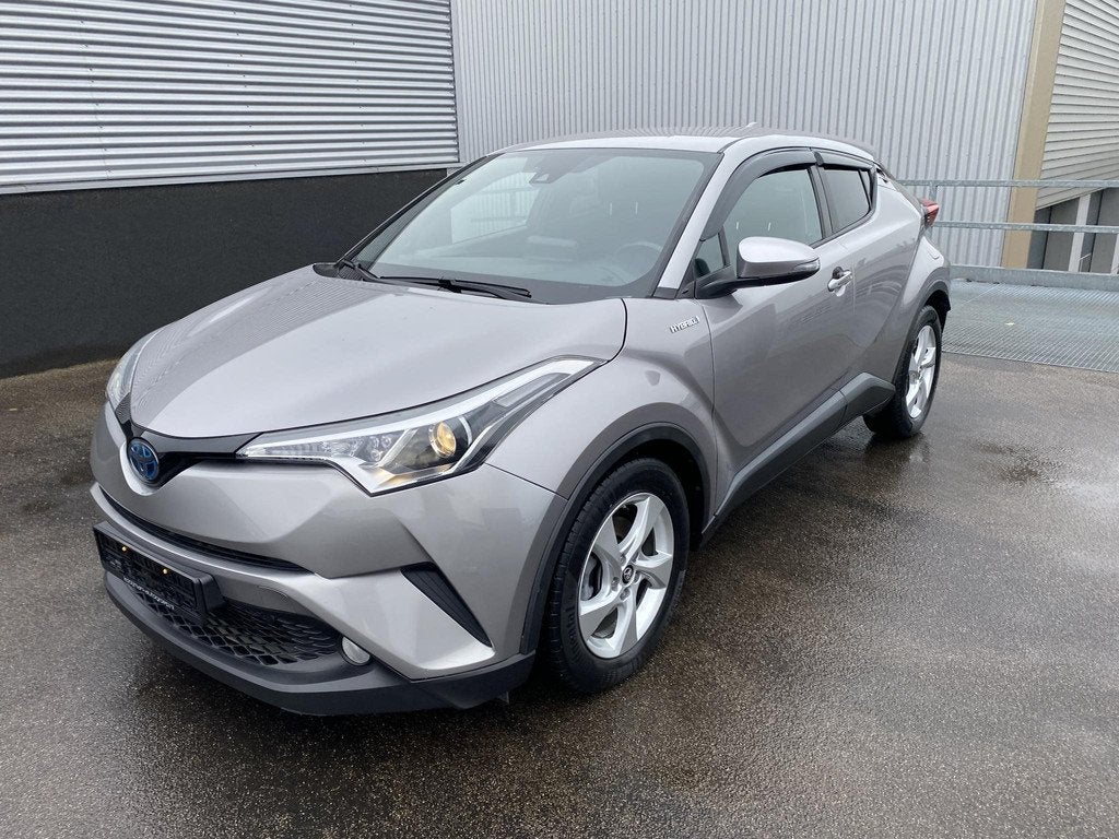 Toyota C-HR 1.8 Hybrid Active Navigatie, achteruitrij camera, Auto's, Toyota, Stof, 725 kg, Euro 6, 4 cilinders