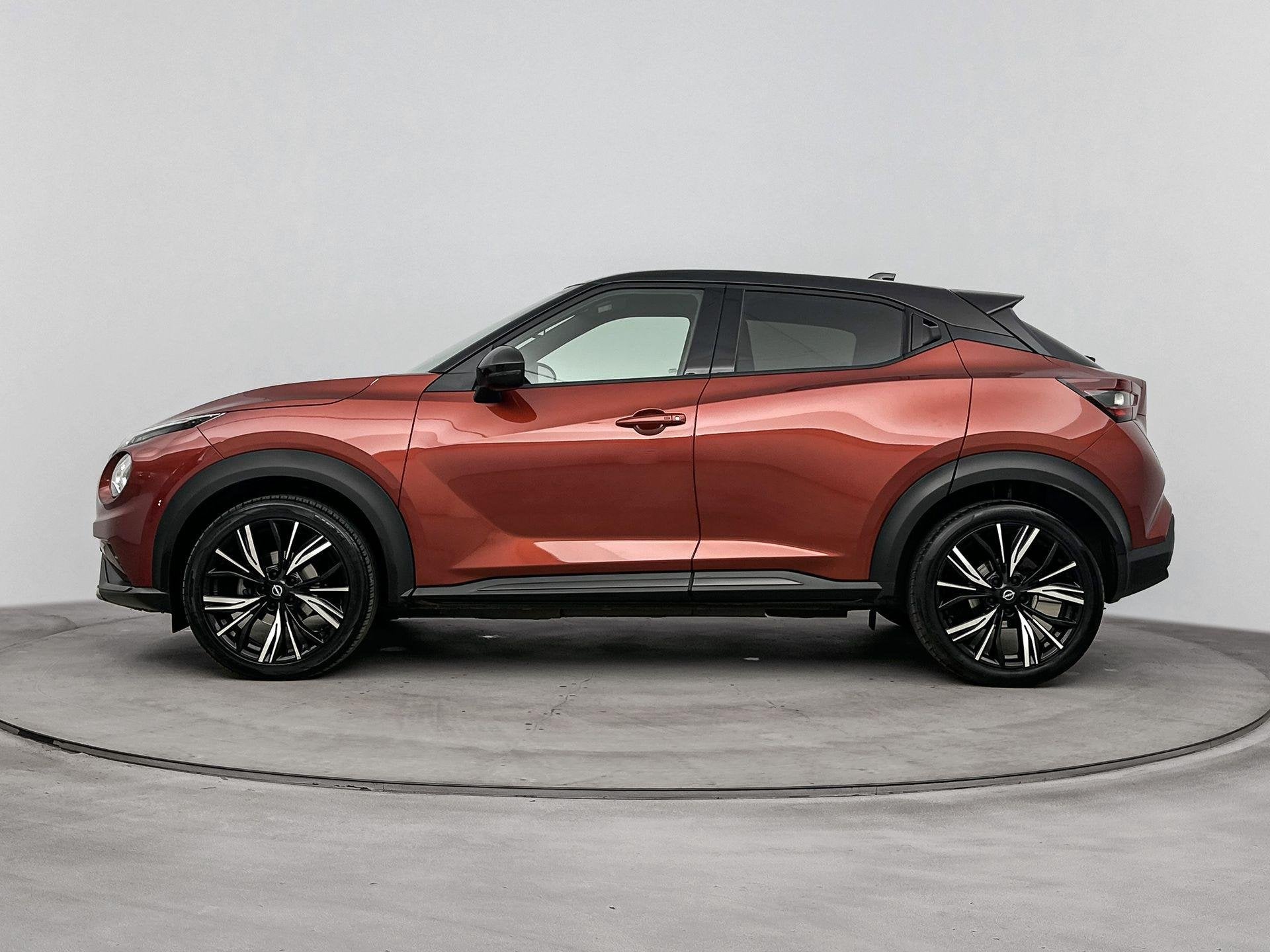 Foto 2 van Nissan Juke 1.0 DIG-T N-Design 114PK | Automaat | Trekhaak |