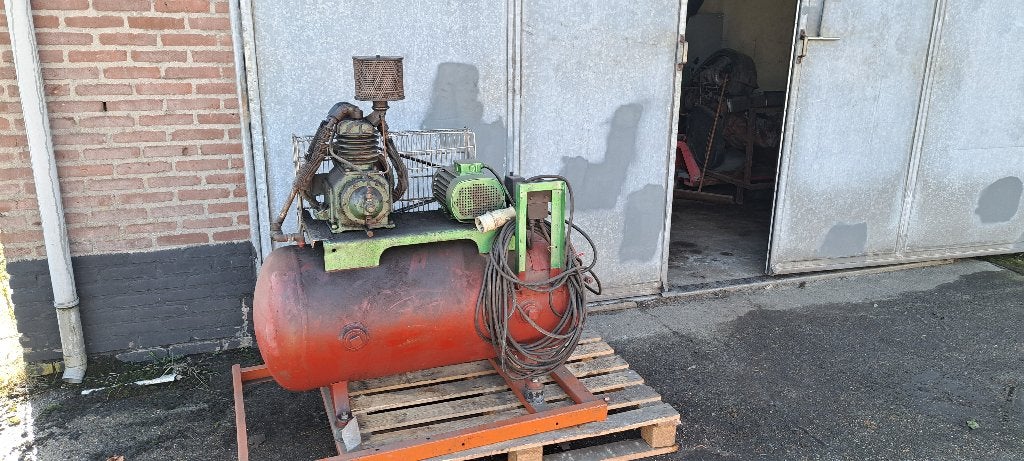 Luchtcompressor  150 liter tank, Doe-het-zelf en Verbouw, Ophalen, Gebruikt, 200 tot 400 liter/min, 6 tot 10 bar