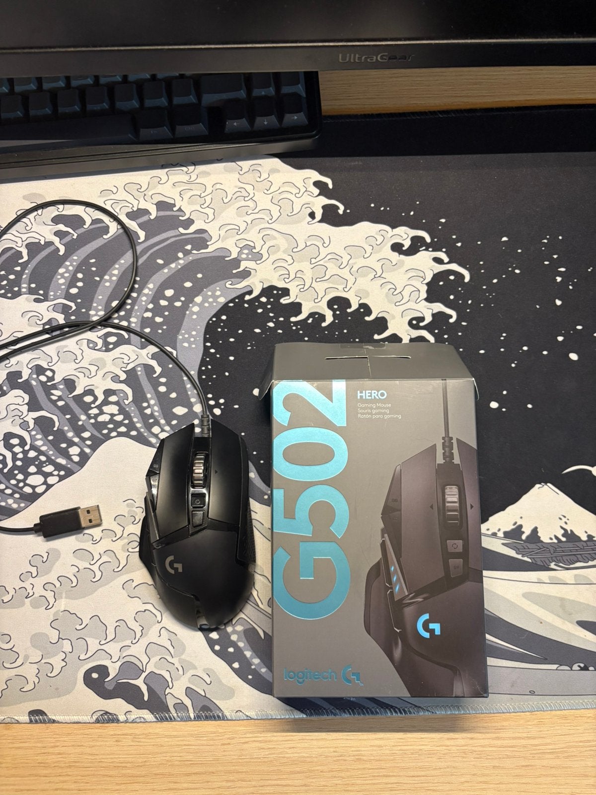 Logitech G502 Hero, Computers en Software, Muizen, Ophalen, Rechtshandig, Muis, Gaming muis