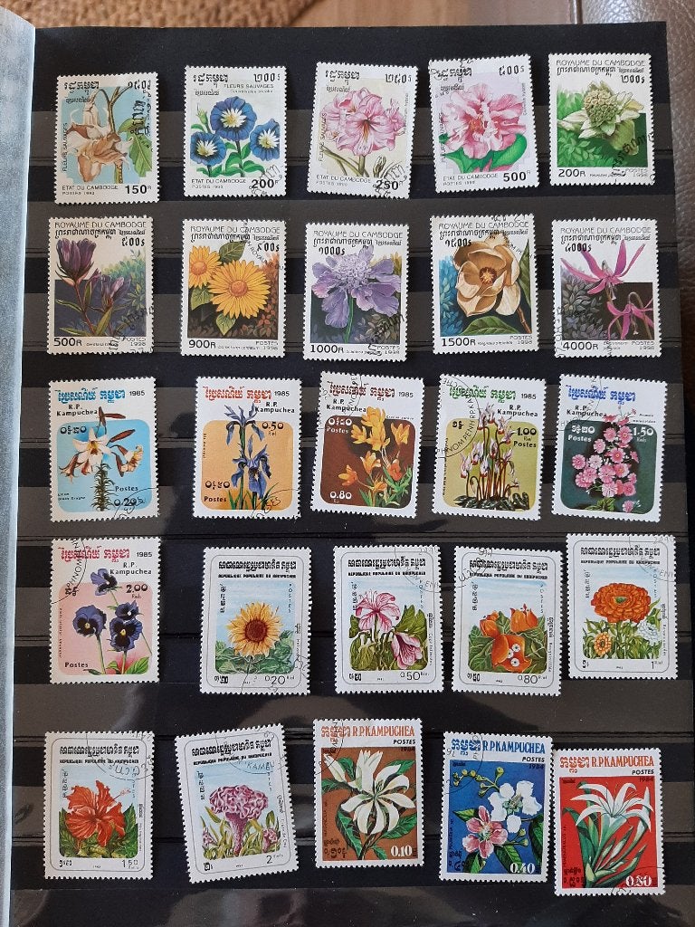 Bloemen, Cambodja, gestempeld. 25 stuks., Verzenden, Gestempeld, Dier of Natuur