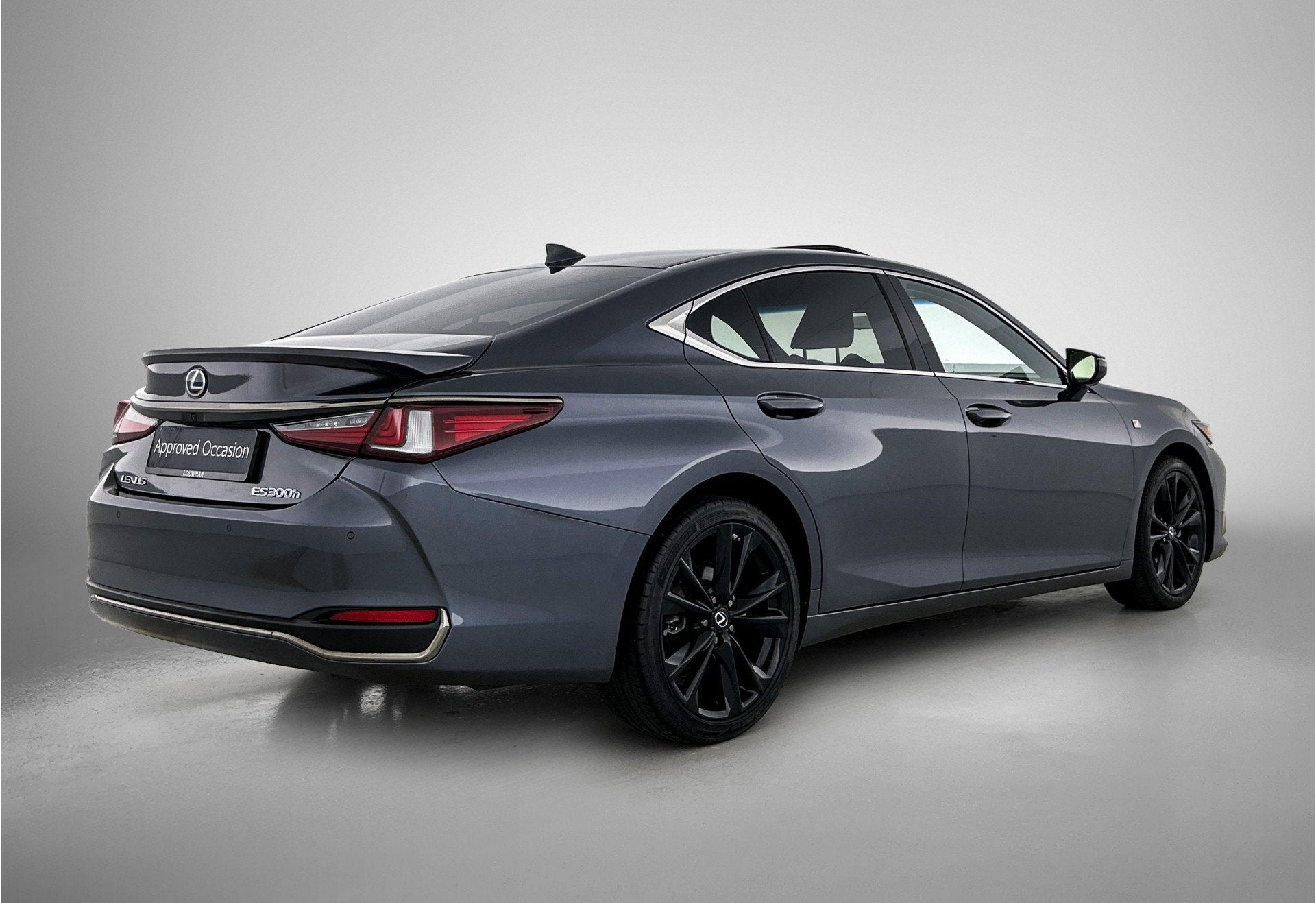 Lexus ES 300h F Sport Premium | Glazen schuifkanteldak | Mar, Auto's, Gebruikt, Zwart, 4 cilinders, 1655 kg