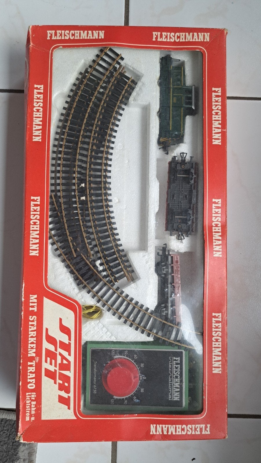 Fleischmann Startset H0 met Locomotief, Rails en Trafo, Hobby en Vrije tijd, Gelijkstroom, Fleischmann, Ophalen of Verzenden, Gebruikt