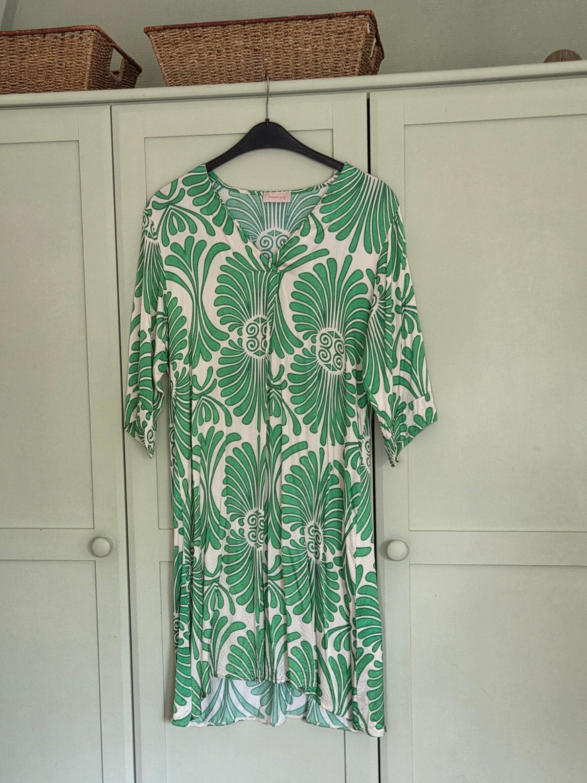Mooie ,luchtige groen/witte zomerjurk van Sens Unique mt 40, Kleding | Dames, Maat 38/40 (M), Ophalen of Verzenden, Zo goed als nieuw