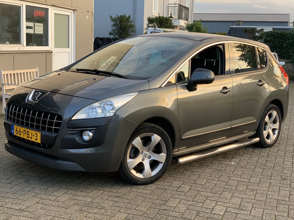 Peugeot 3008 Sidebars 70mm met opstapjes