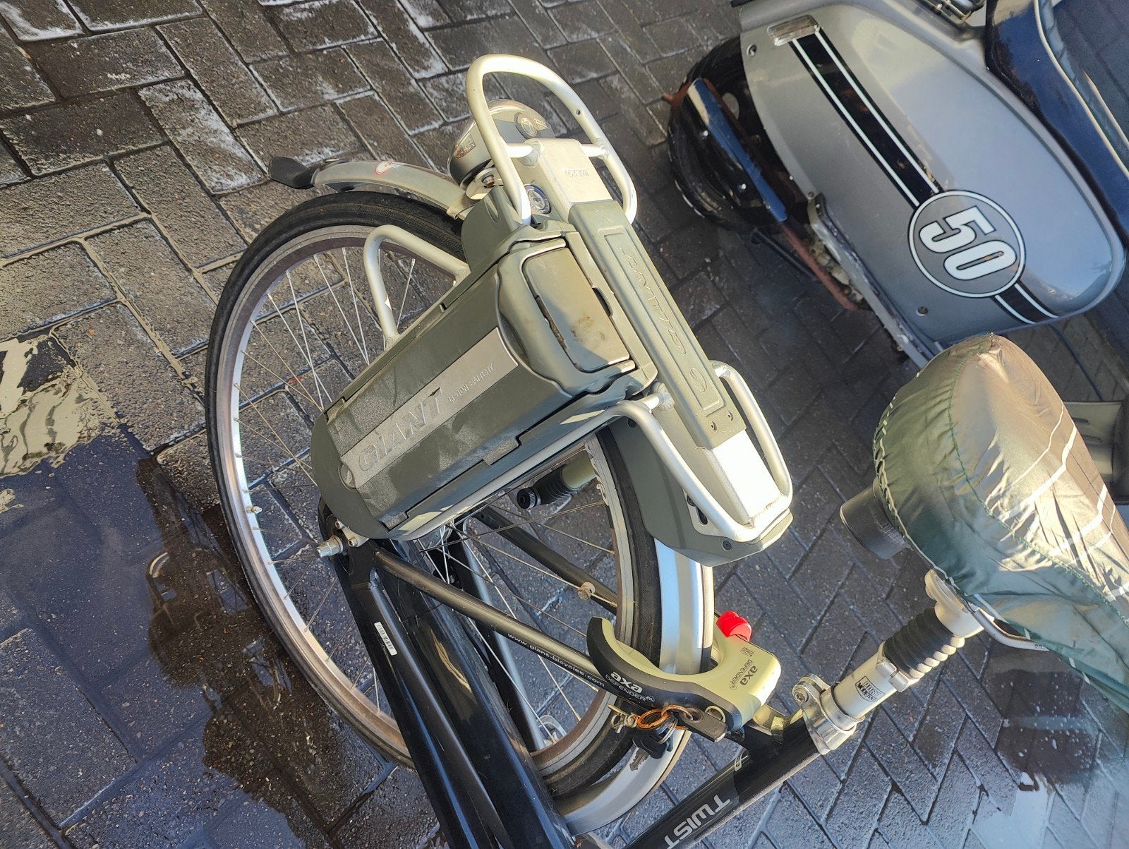 Giant elektrische fiets - Nieuwe staat, accu defect, Fietsen en Brommers, Elektrische fietsen, Zo goed als nieuw, Giant, Minder dan 30 km per accu