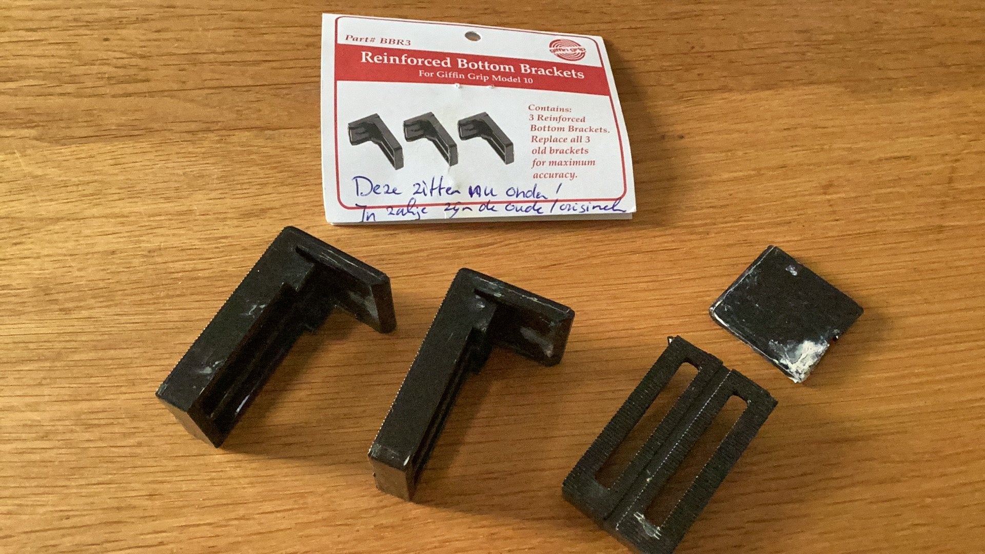 2 bottom brackets voor Giffin Grip, Hobby en Vrije tijd, Pottenbakken, Ophalen of Verzenden, Gebruikt