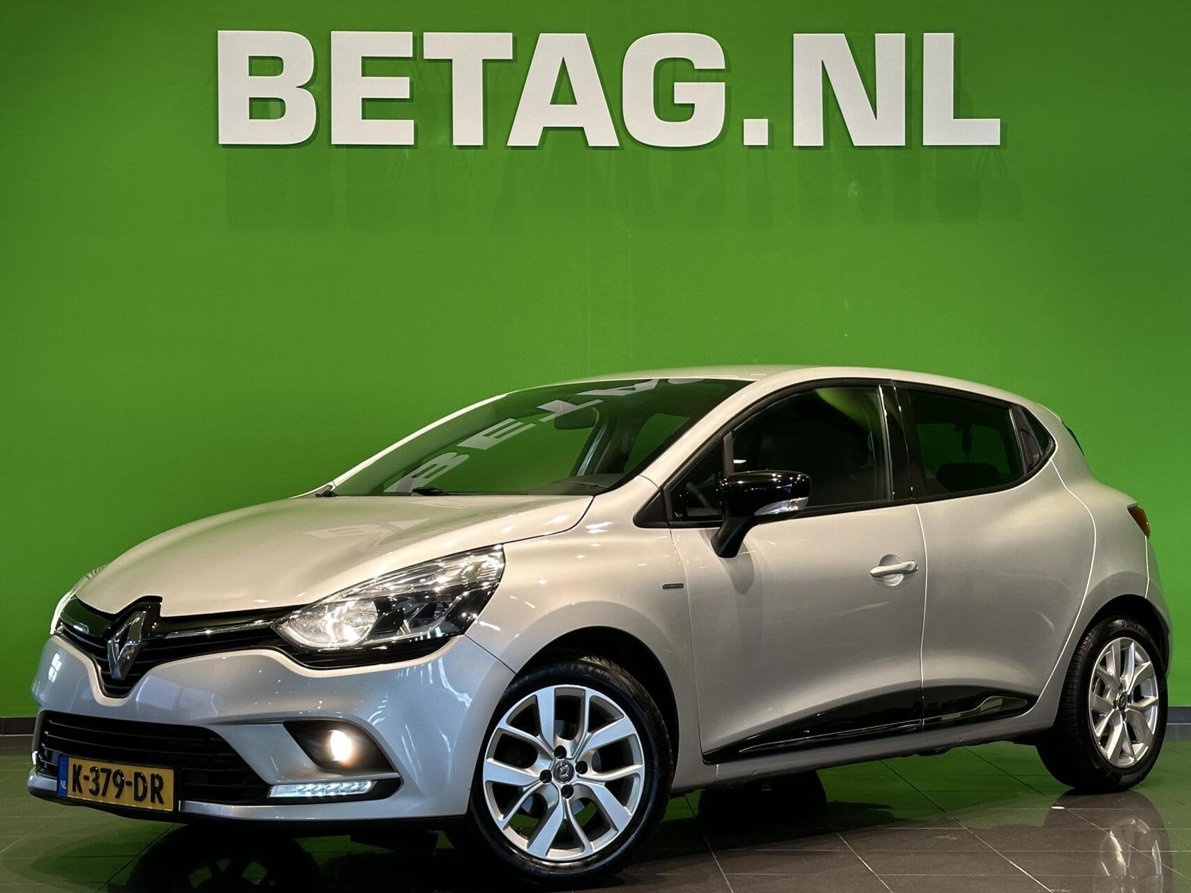 Renault Clio 0.9 TCe Limited | Airco |, Auto's, Voorwielaandrijving, Gebruikt, 49 €/maand, Handgeschakeld
