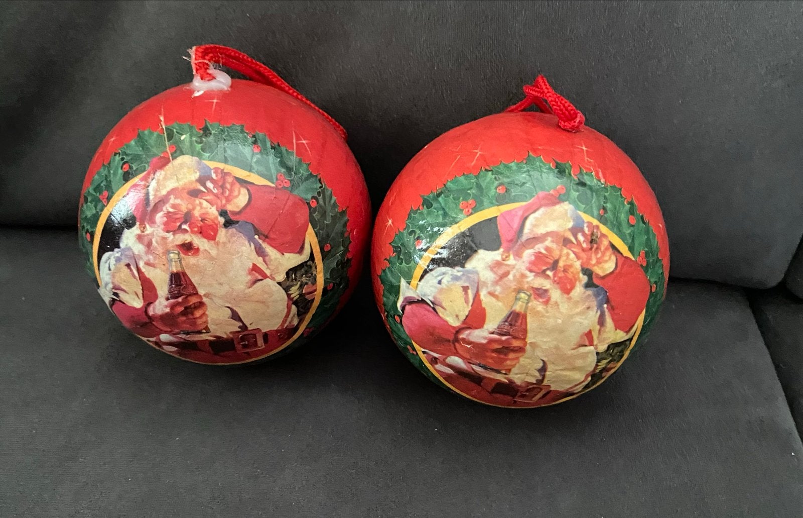 Kerstballen Coca cola 2stuks, Ophalen of Verzenden, Zo goed als nieuw
