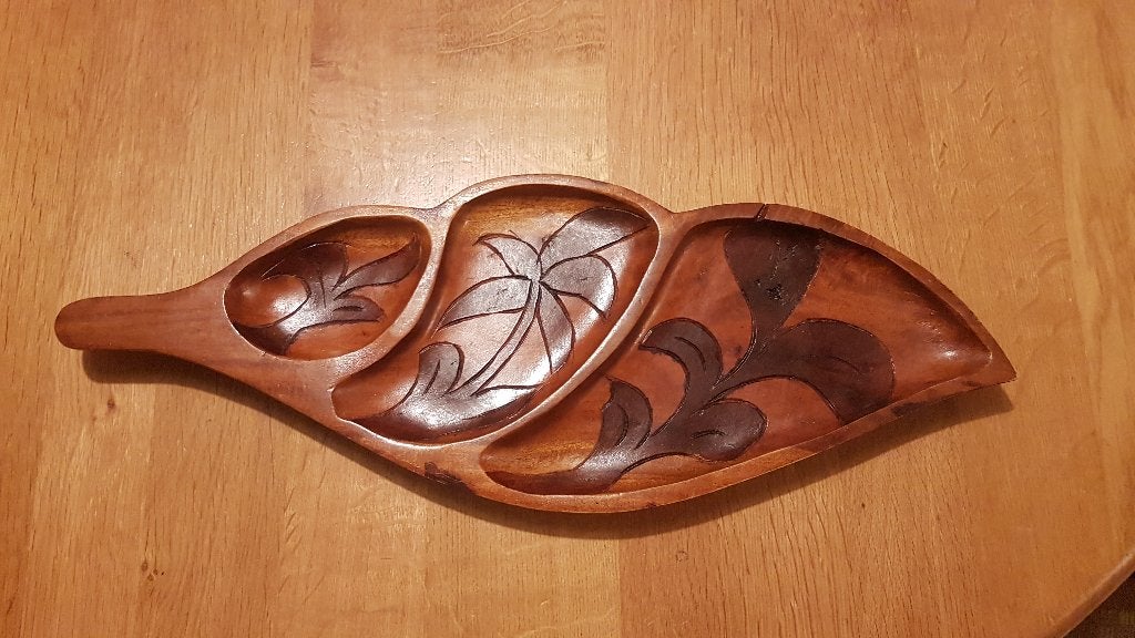 Handgemaakte Arubaanse houten schaal voor noten etc., Ophalen of Verzenden, Zo goed als nieuw, Overige vormen, Hout