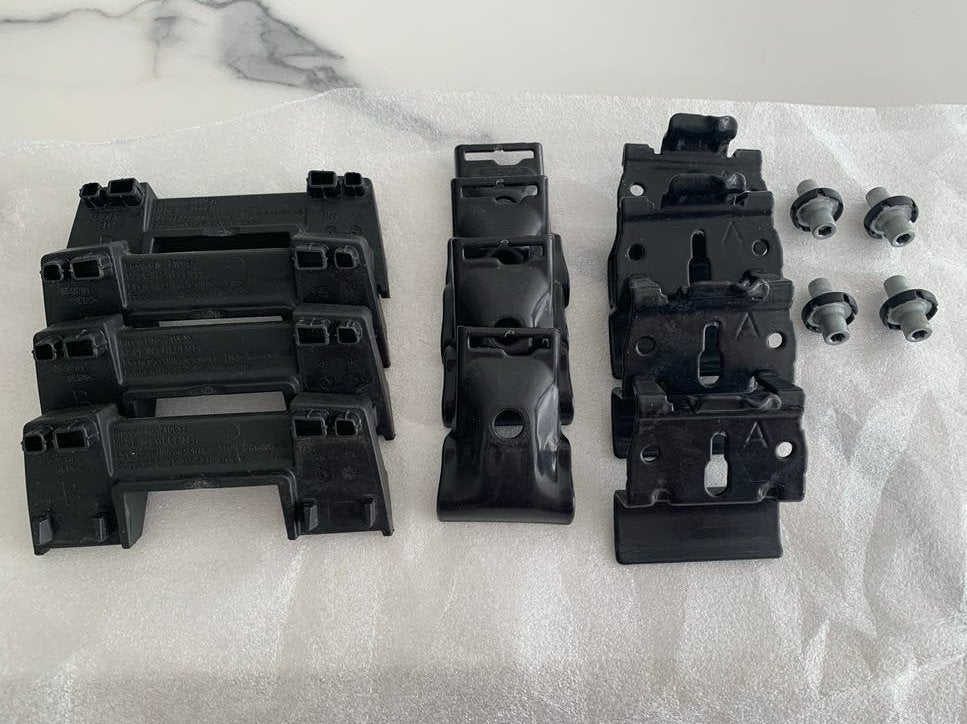 Thule KIT 1 186001 voor BMW 5 serie Touring (F11 en G31), Ophalen of Verzenden, Gebruikt