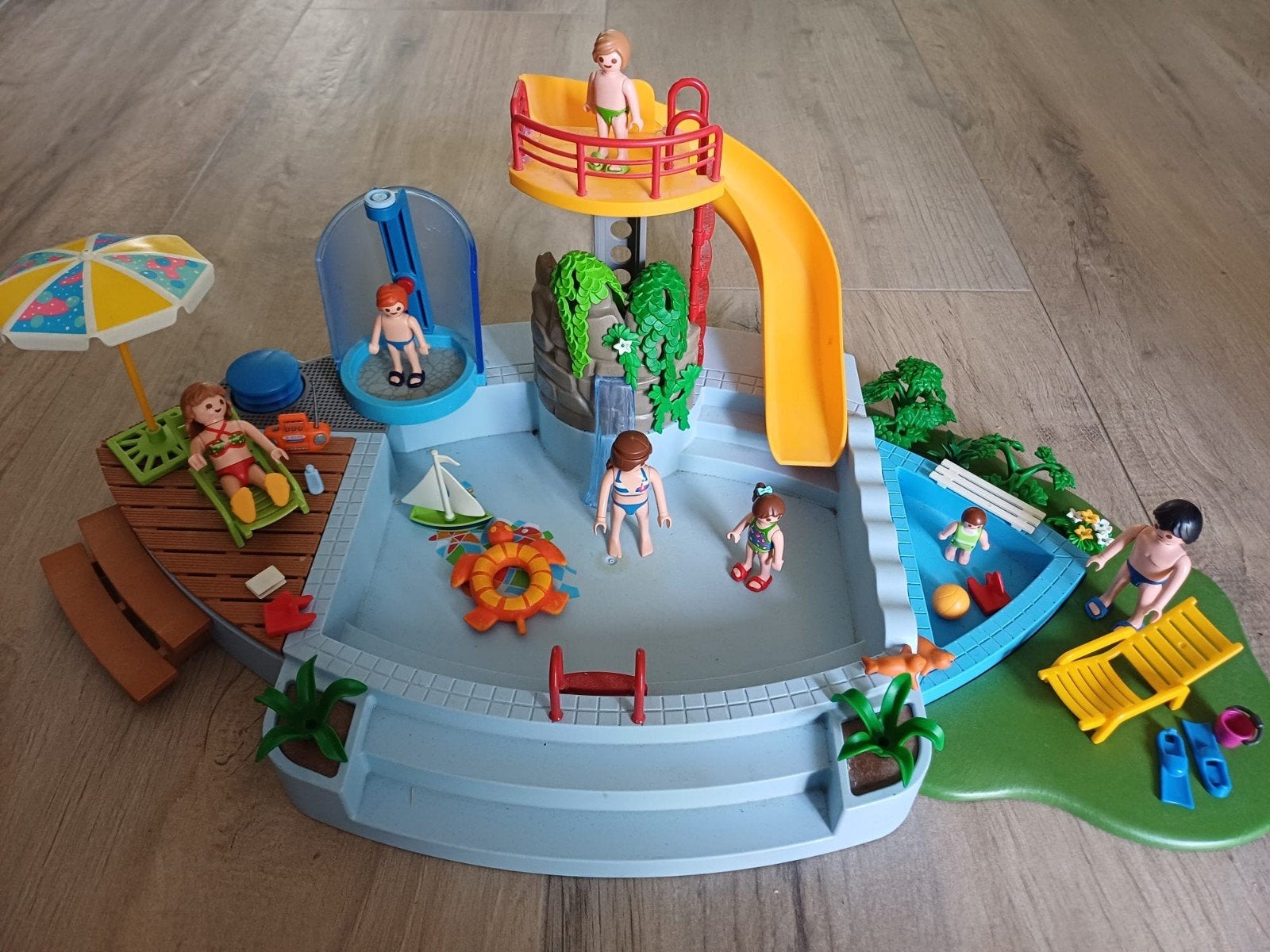 Playmobil Zwembad met Glijbaan en Figuren - Zomerpret, Kinderen en Baby's, Gebruikt, Complete set, Overige typen, Ophalen of Verzenden