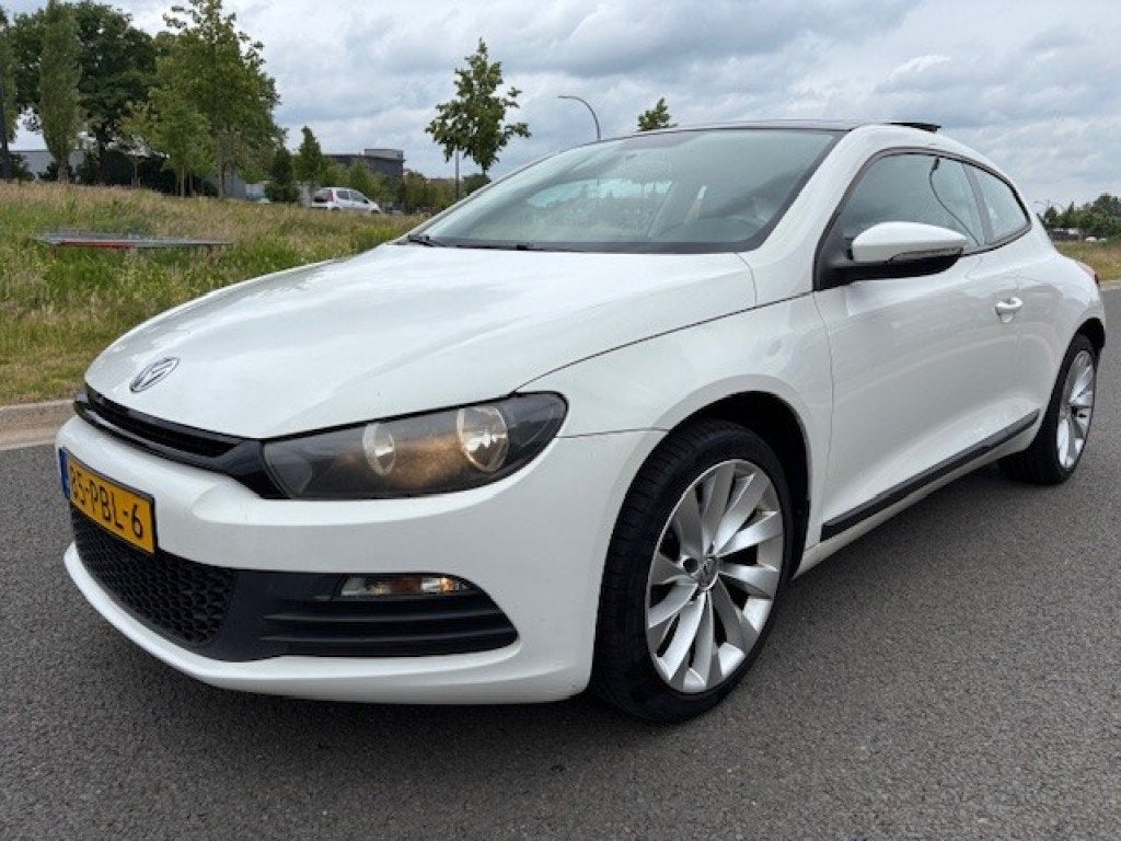 Volkswagen SCIROCCO 1.4 TSI HIGHL. PLUS, Voorwielaandrijving, Euro 5, Gebruikt, 4 cilinders