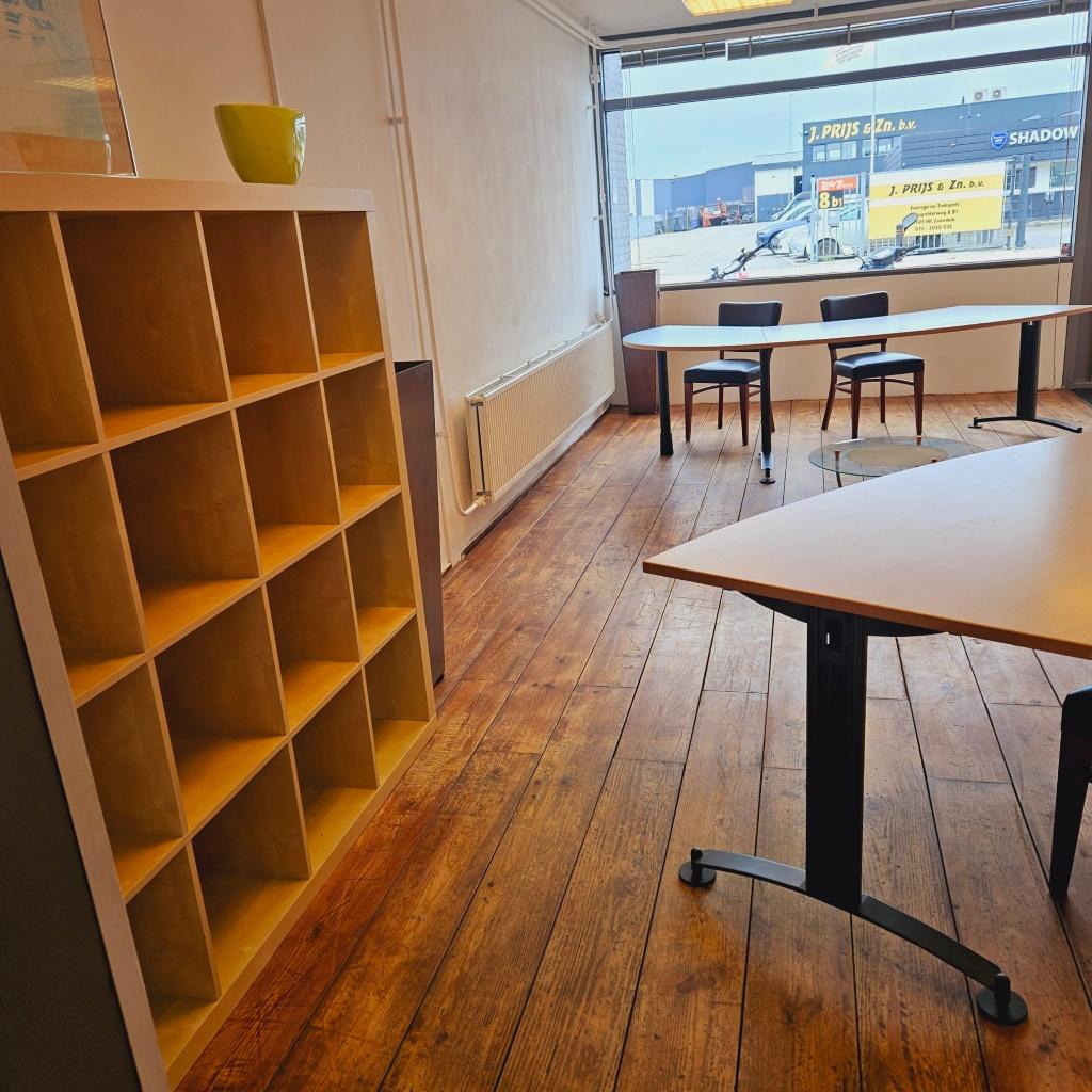 Zaandam betaalbaar bedrijfs/kantoor/atelier te huur!, 50 m², Huur, Bedrijfsruimte