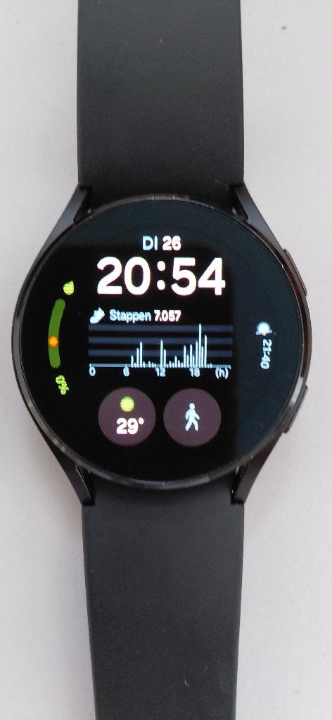Samsung watch 4 Bluetooth wifi incl nieuw horlogebandje, Ophalen, Zwart, Samsumg, Zo goed als nieuw