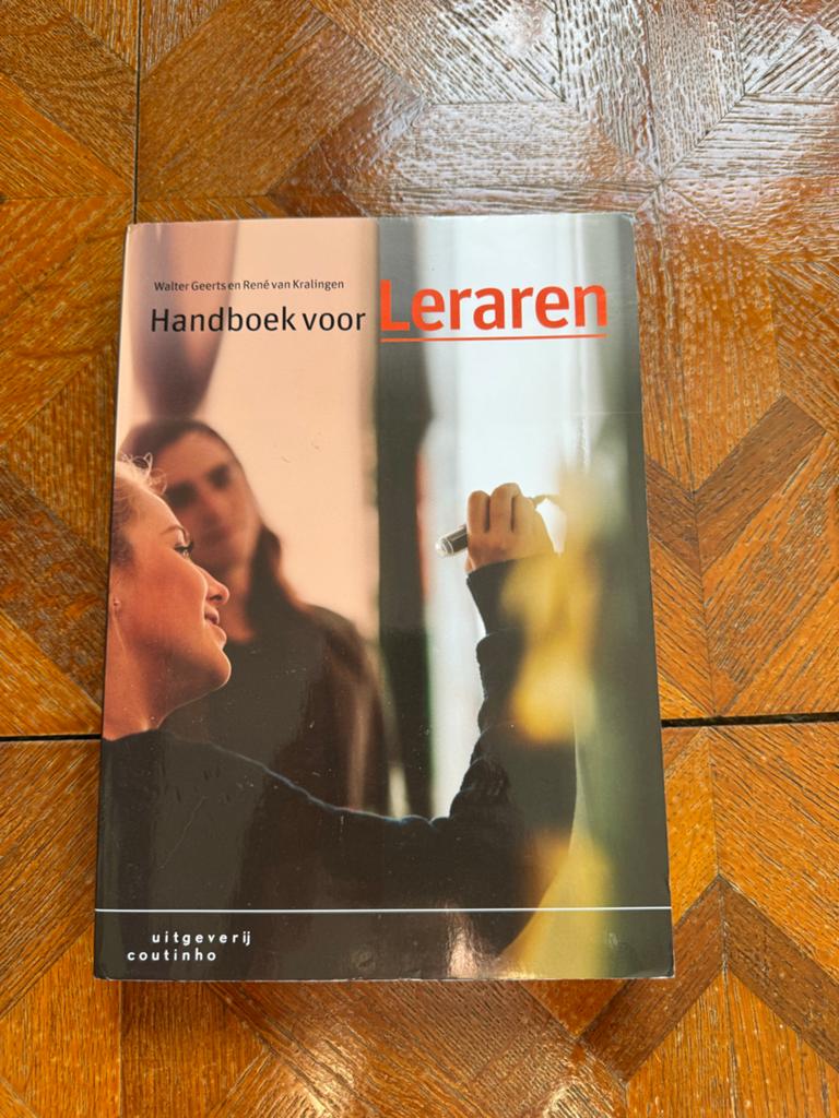 Handboek voor Leraren - Walter Geerts & René van Kralingen, Boeken, Studieboeken en Cursussen, Zo goed als nieuw, HBO, Gamma, Ophalen of Verzenden