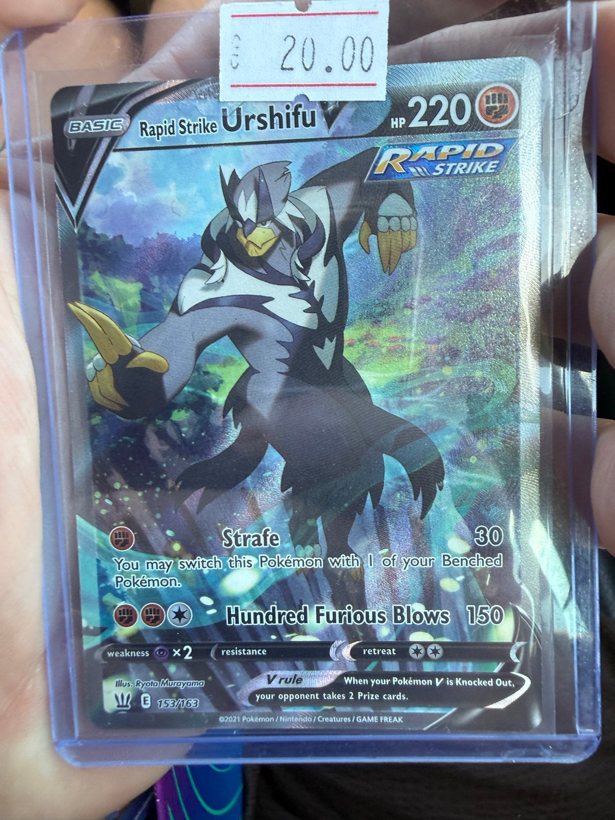 Pokémon TCG: Rapid Strike Urshifu V (153/163) - Foil, Ophalen of Verzenden, Zo goed als nieuw, Losse kaart, Foil