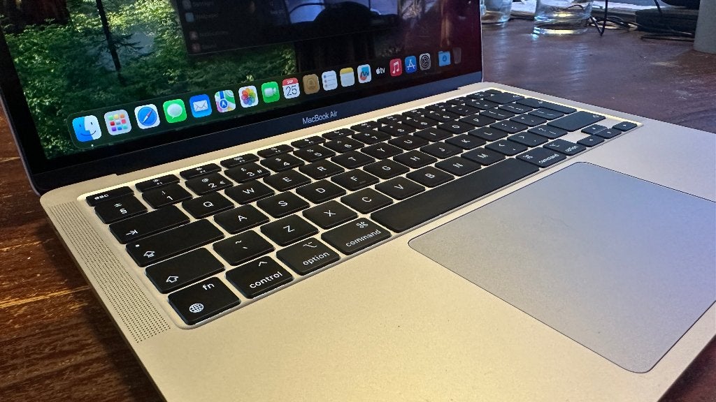 Foto 6 van Macbook air M1 - 16gb / 512gb - ZGAN