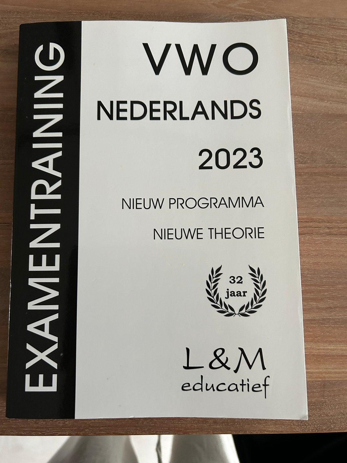 Examentraining VWO Nederlands 2023 - Nieuw Programma, Boeken, Ophalen of Verzenden, Zo goed als nieuw, VWO, Nederlands