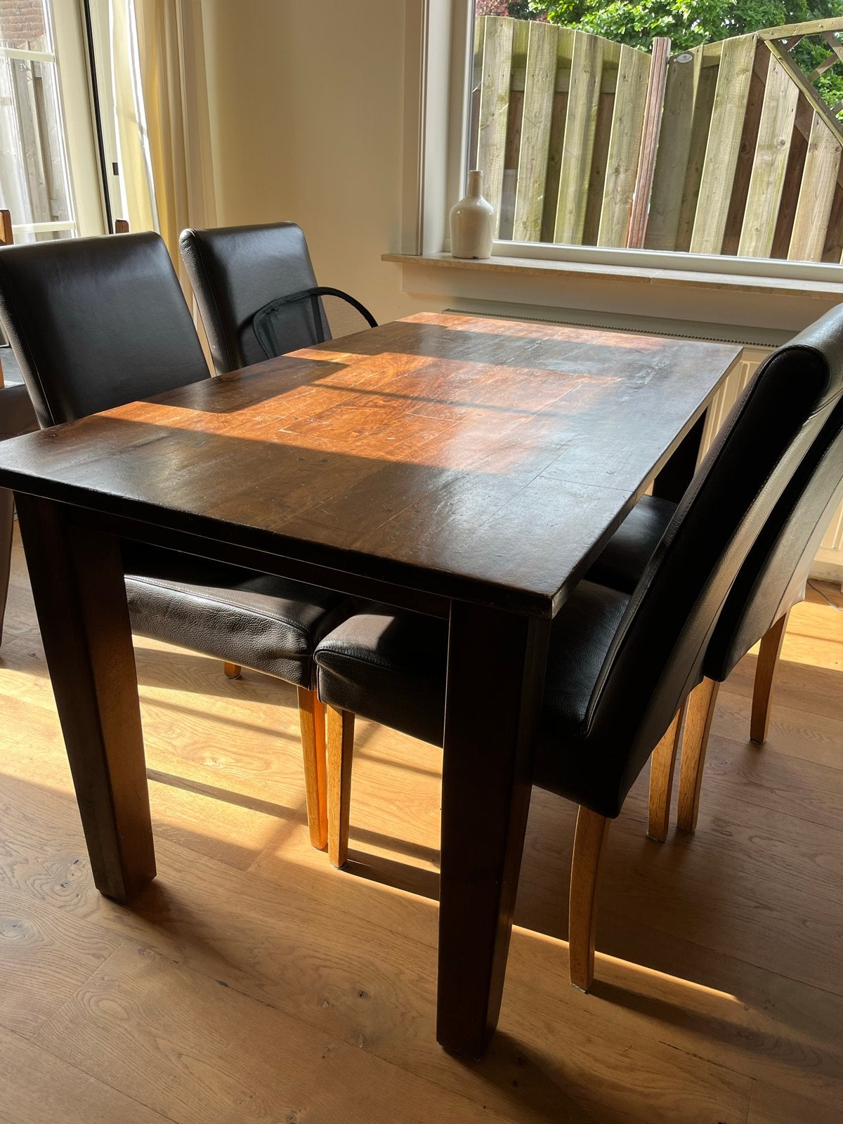Robuuste eettafel 140x80, Huis en Inrichting, Tafels | Eettafels, Ophalen, Gebruikt, 50 tot 100 cm, 150 tot 200 cm