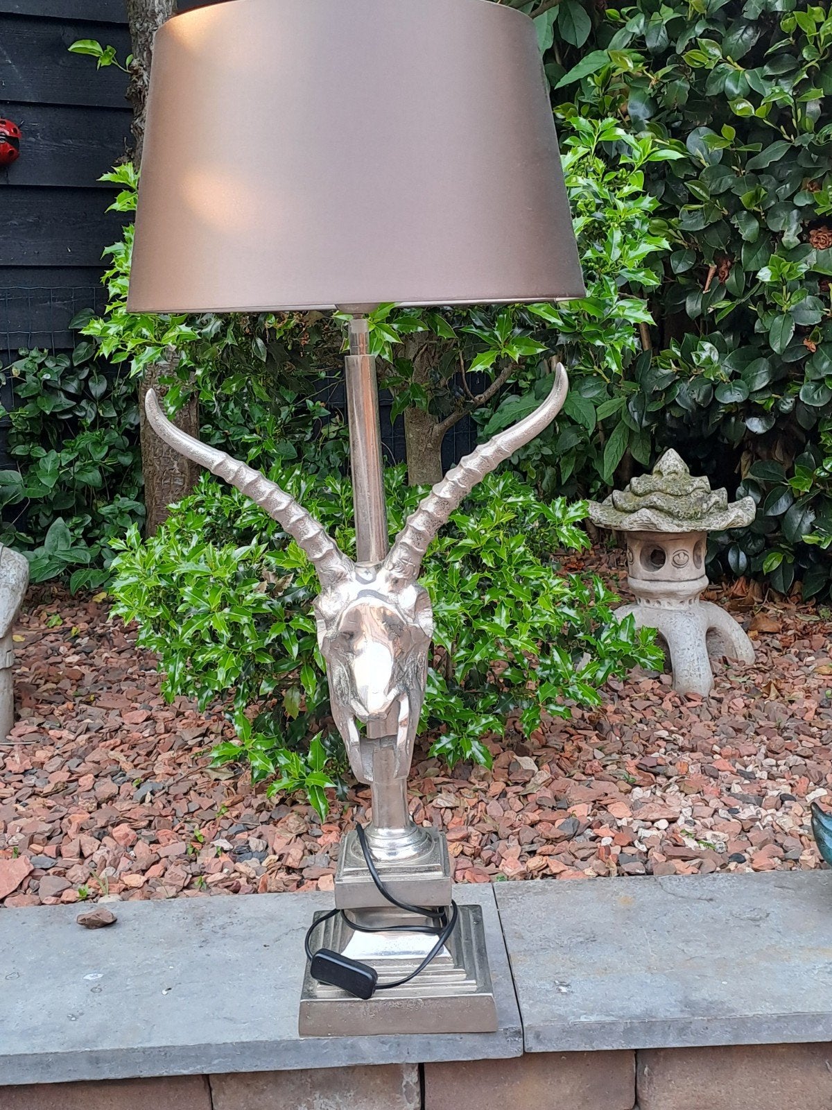 Zware aluminium eyecatcher lamp met gazelle kop, Overige merken, Zo goed als nieuw, Zilver, Modern