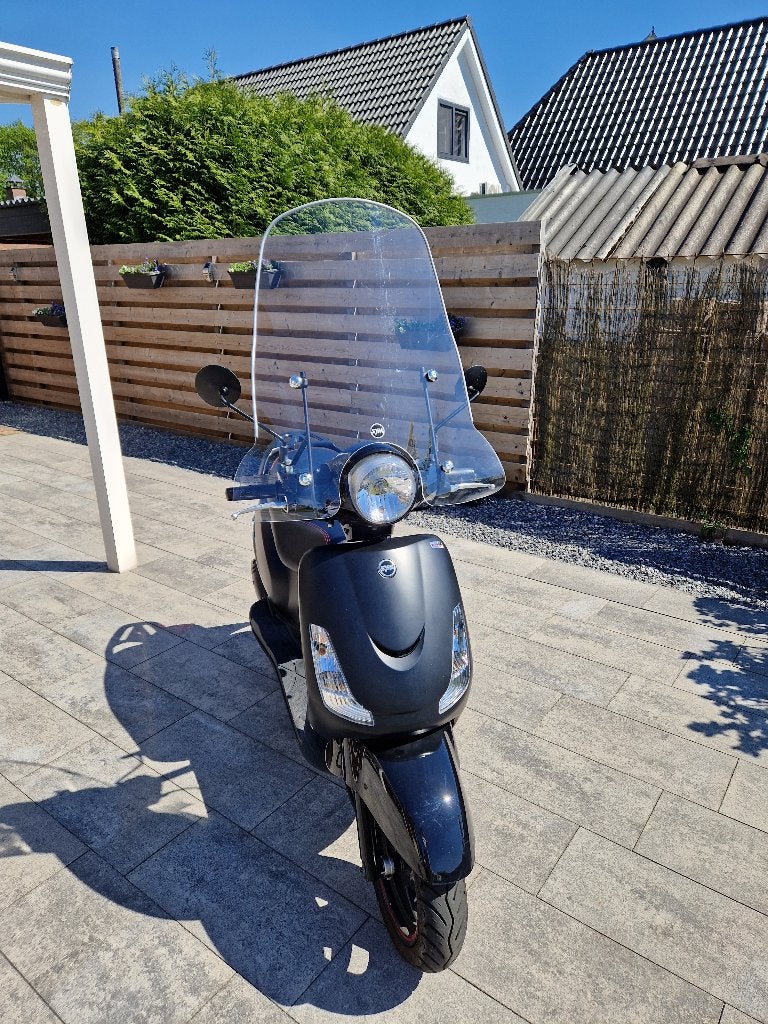 SYM Fiddle II Scooter - Zwart - SYM, Ophalen, 499 cc, Maximaal 45 km/u, Zo goed als nieuw