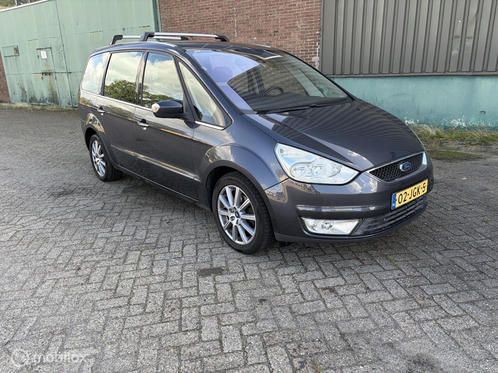 Ford Galaxy 2.0-16V Ghia 7 persoons, Voorwielaandrijving, 145 pk, Gebruikt, 4 cilinders