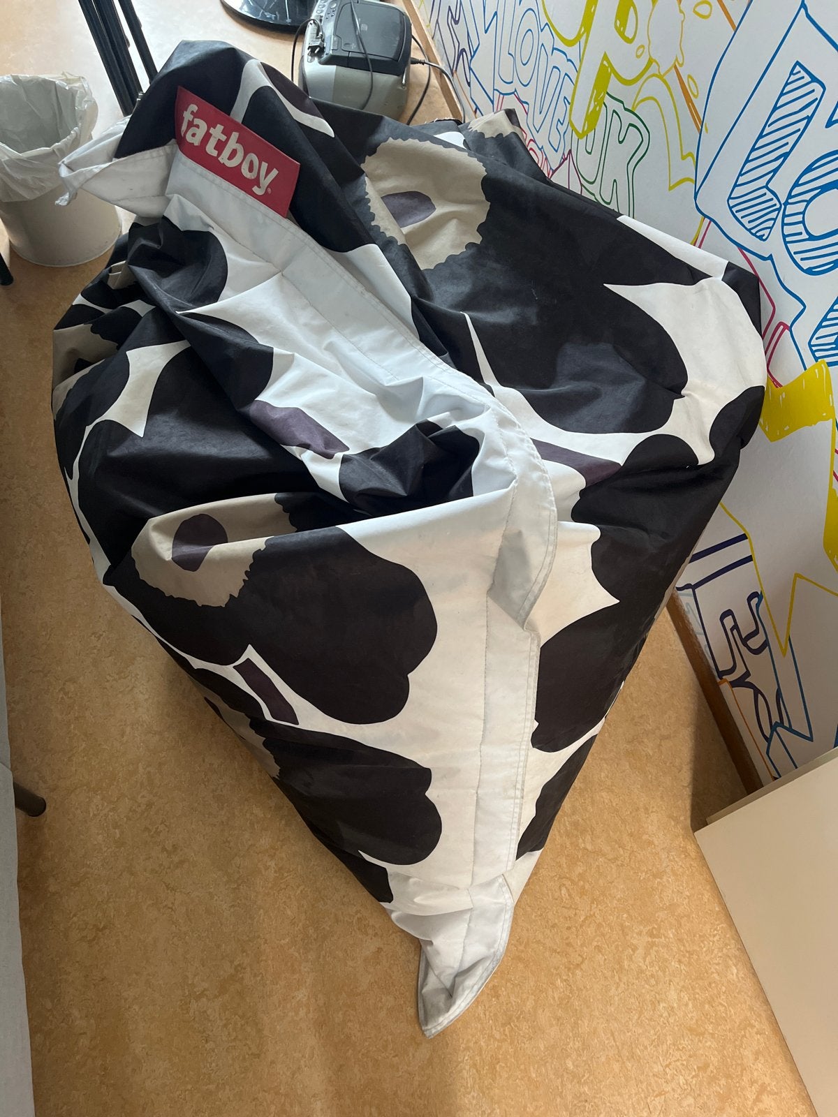 Fatboy zitzak met uniek zwart-wit bloemenpatroon, Ophalen, Gebruikt, Meerkleurig, Zitzak