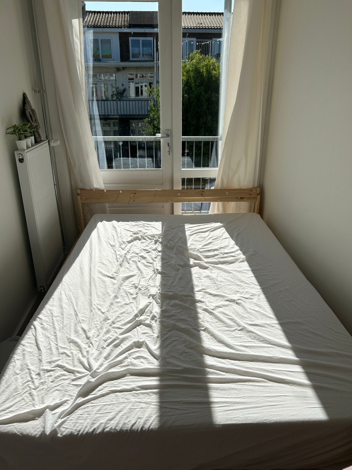 IKEA Neiden bedframe met Luroy lattenbodem - Zo goed als nie, Ophalen, Overige kleuren, Tweepersoons, 140 cm