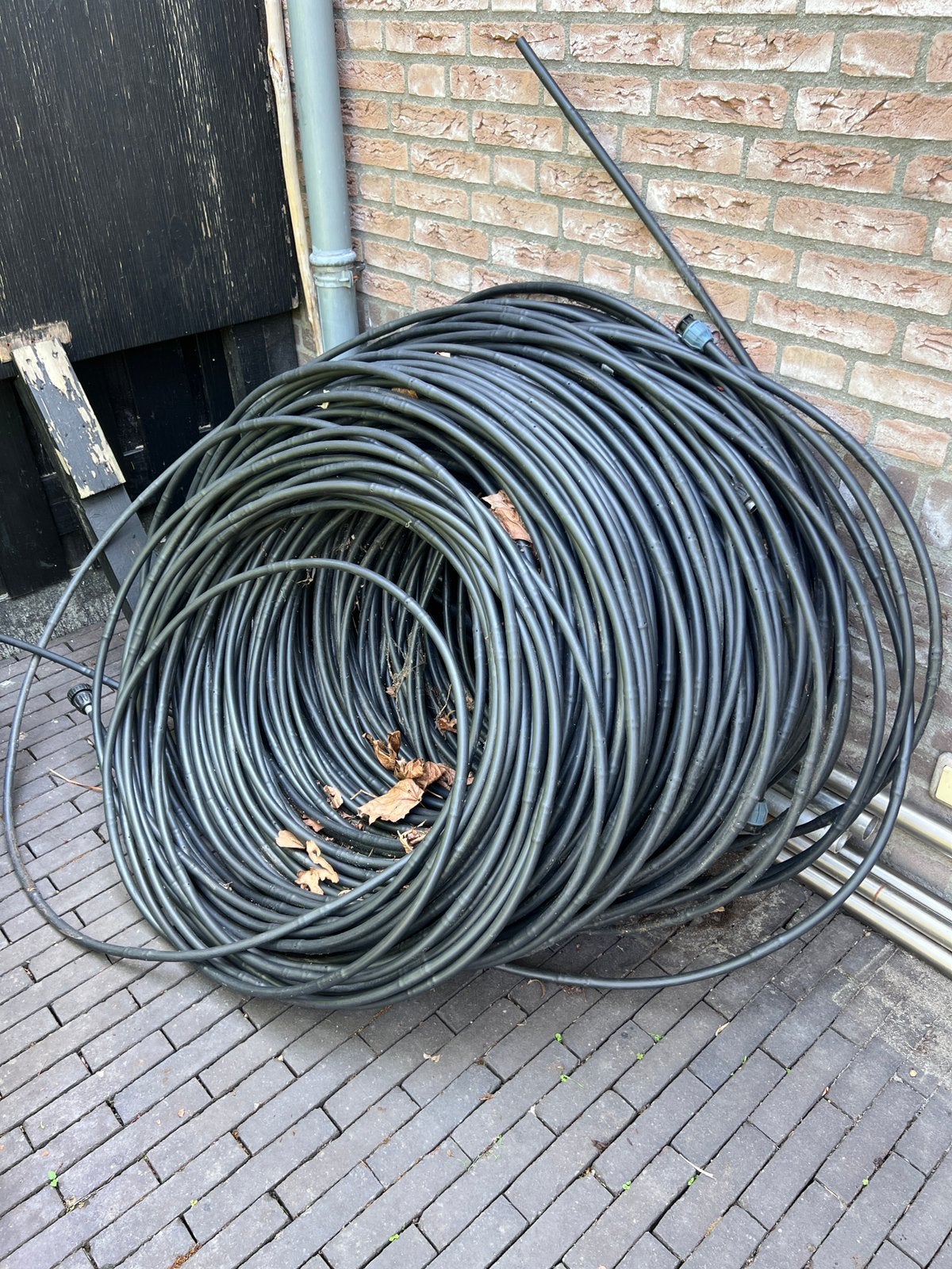 Druppelslang voor automatisch beregening tuin, Ophalen, Zo goed als nieuw