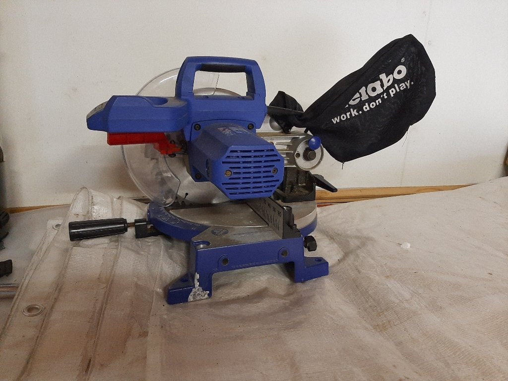 ZAAGMACHINE, Ophalen, Gebruikt, Afkortzaag, 30 tot 70 mm