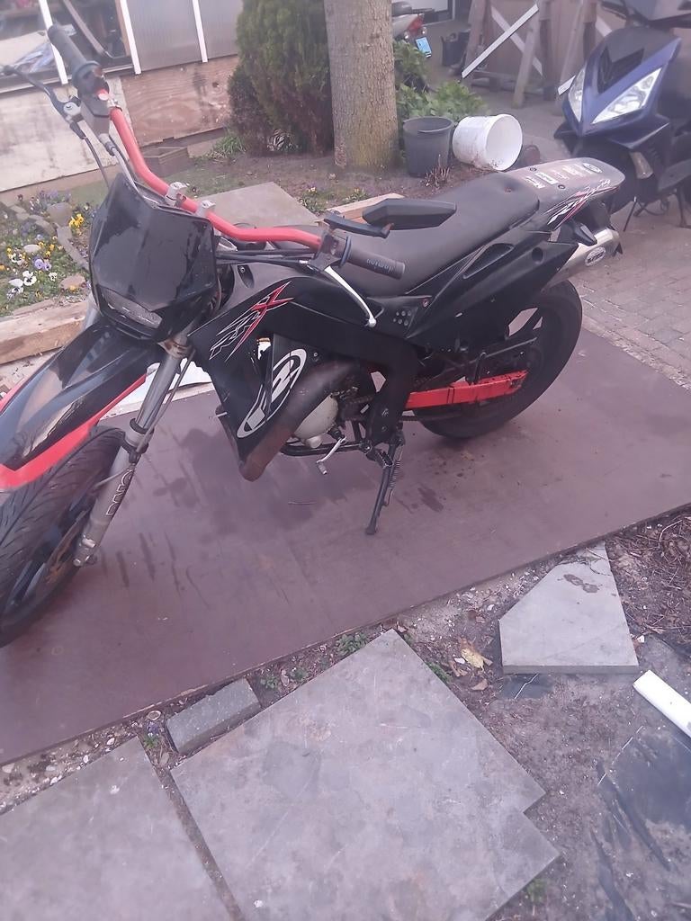 Rieju rrx 50 WOK schakelbrommer, Fietsen en Brommers, Ophalen, 6 versnellingen, Gebruikt, Maximaal 45 km/u