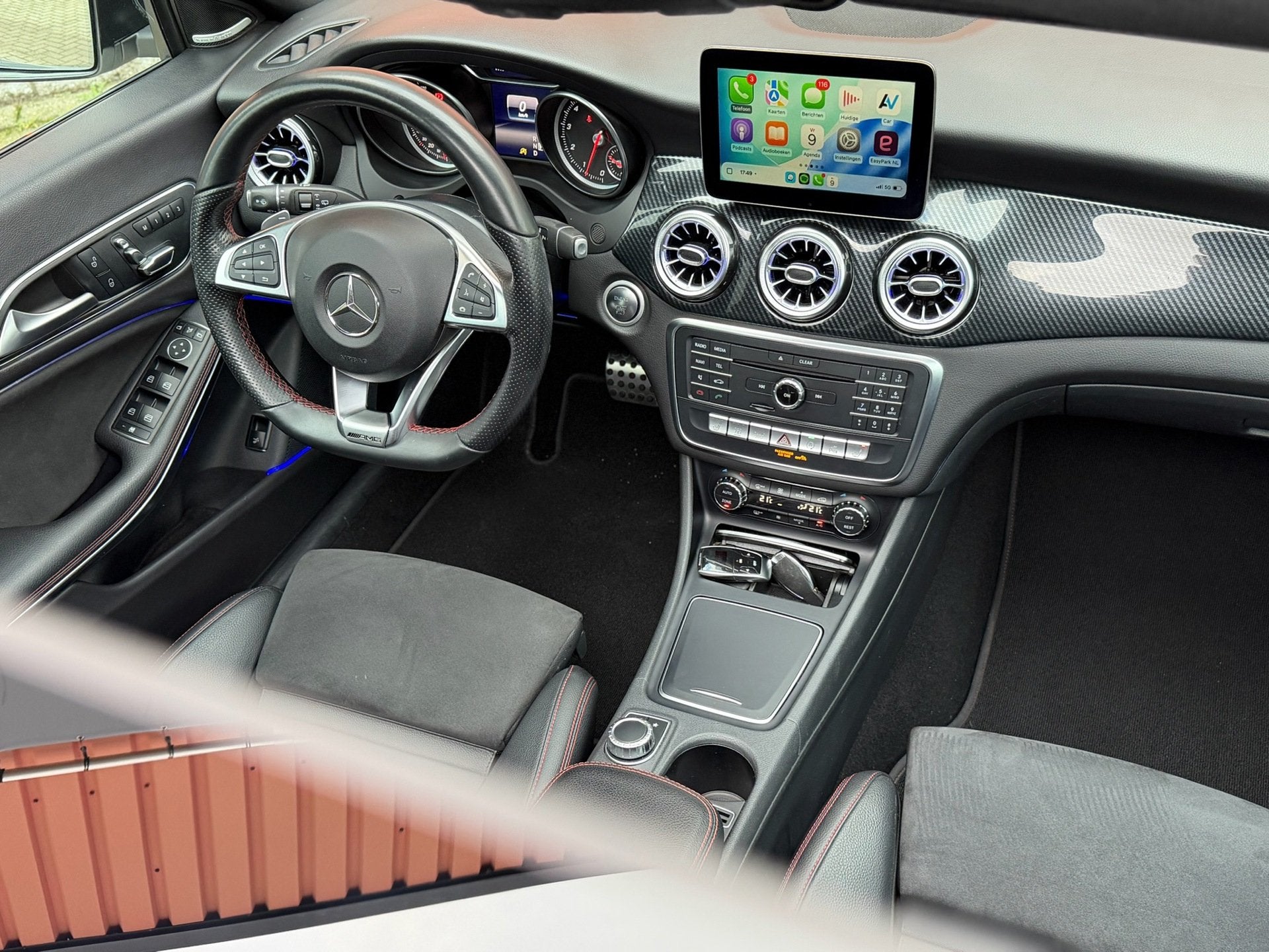 Mercedes-Benz CLA-klasse Shooting Brake 200 Pano H/K Carplay, Auto's, 730 kg, Gebruikt, 1595 cc, 19 km/l