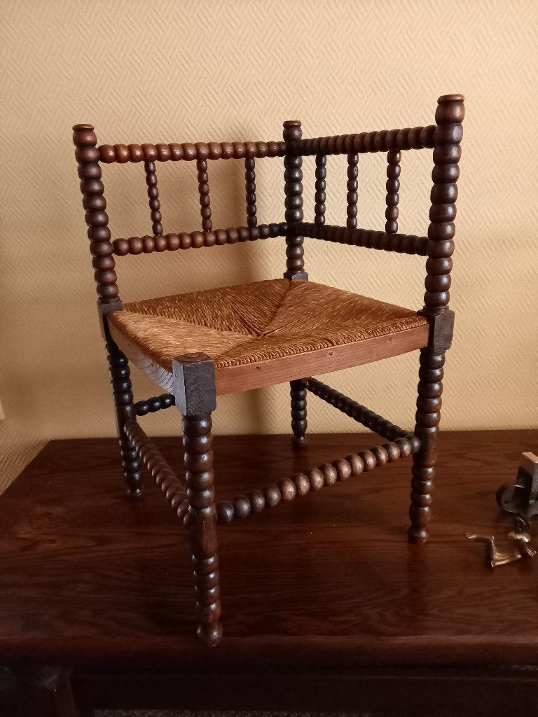 Antieke Driehoekstoel, Antiek en Kunst, Antiek | Meubels | Stoelen en Banken, Ophalen