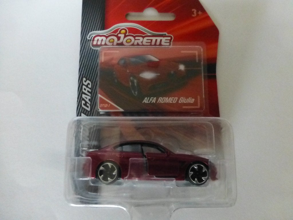 Majorette Alfa Romeo Giulia rood, Ophalen of Verzenden, Nieuw, Auto