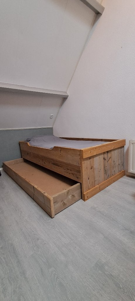 Eenpersoonsbed steigerhout 210x98, Ophalen, Eenpersoons, Bruin, 210 cm