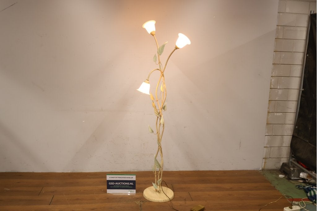 Vloerlamp vintage jaren 60 met melkglas kelken en dimmer, Ophalen of Verzenden, Niet ingevuld, Niet ingevuld, Niet ingevuld