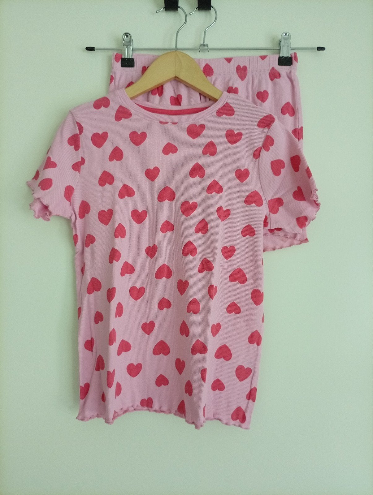 Hema shortama / pyjama barbie roze met hartjes maat 146/152, Nacht- of Onderkleding, Gebruikt, Meisje, H&M