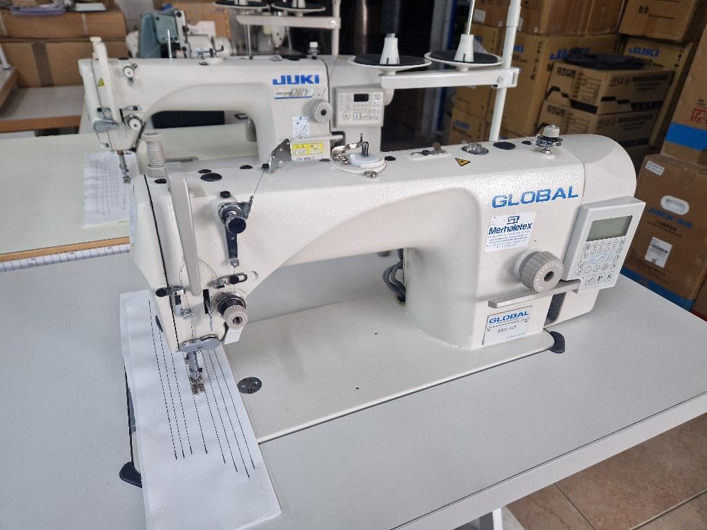 Global 3900 Industriële Naaimachine – Zo goed als nieuw, Hobby en Vrije tijd, Naaimachines en Toebehoren, Industrieel, Ophalen