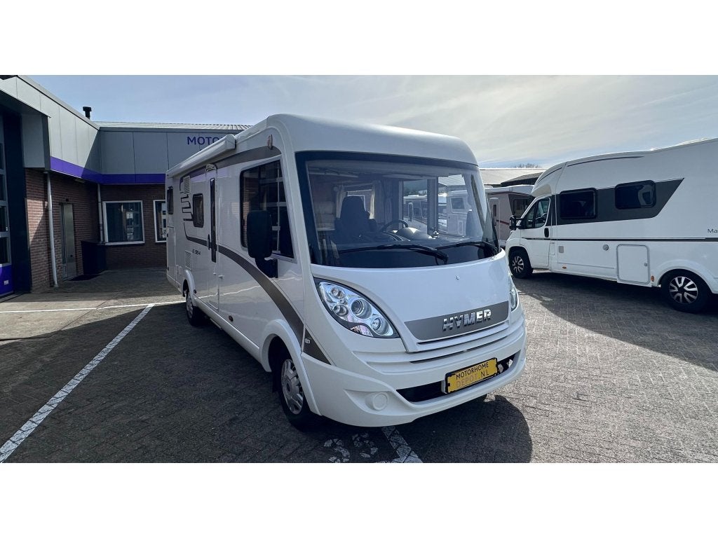 Hymer Exsis-I 678 29000 km Lengtebedden Hefbed 150PK, Caravans en Kamperen, Campers, Integraal, Fiat, Luifel, Bedrijf