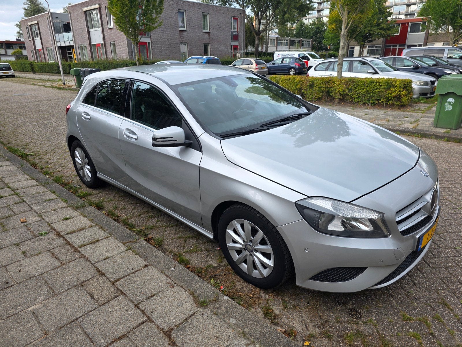Mercedes-Benz A-Klasse A180 1.6 Blue Efficiency 2013 Grijs, Auto's, Voorwielaandrijving, 4 cilinders, 122 pk, 1595 cc