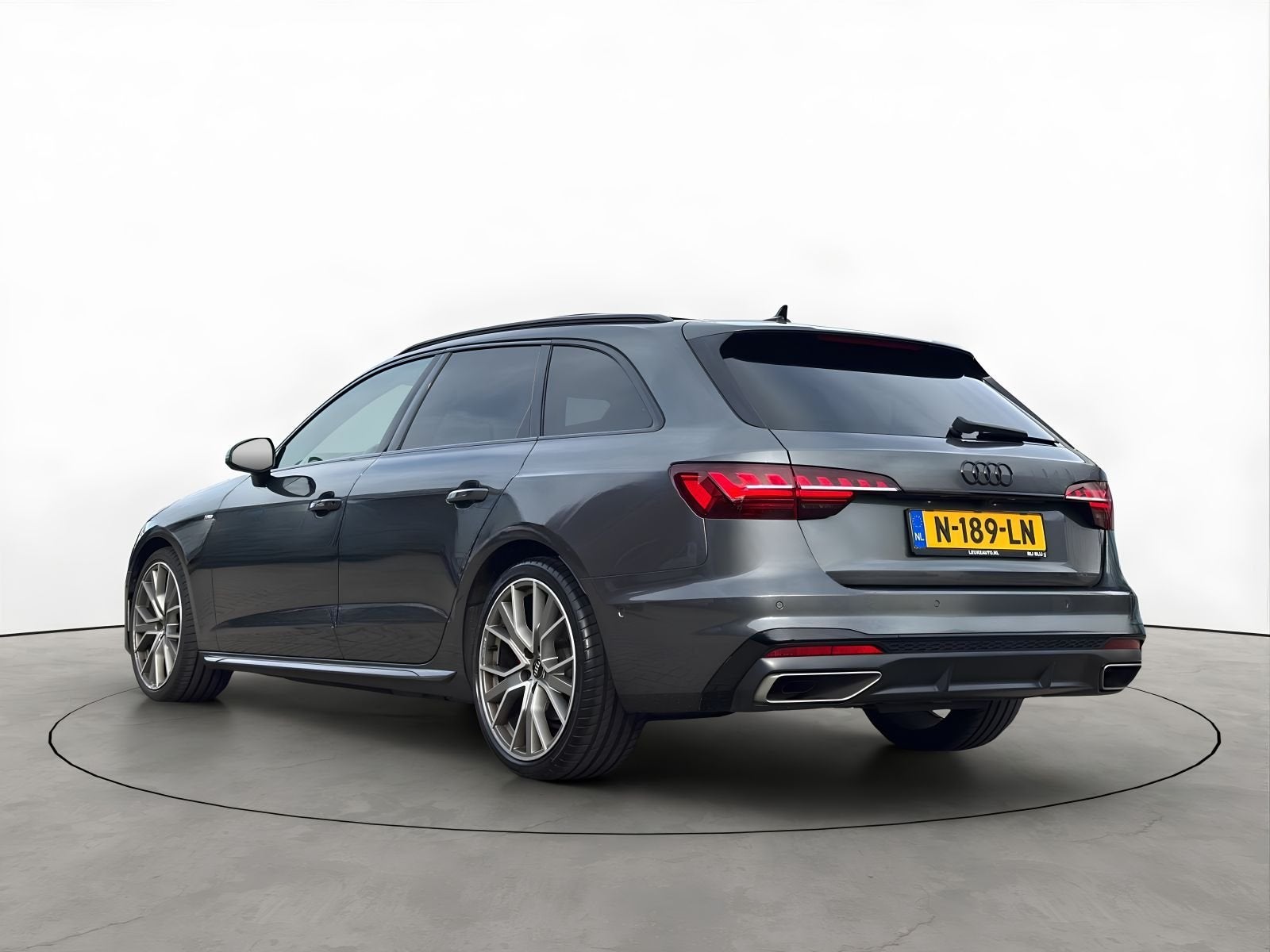 Audi A4 Avant 35 TFSI 3X S-Line Pano Head-UP 360 Camera Dode, Auto's, Gebruikt, 4 cilinders, A4, Leder