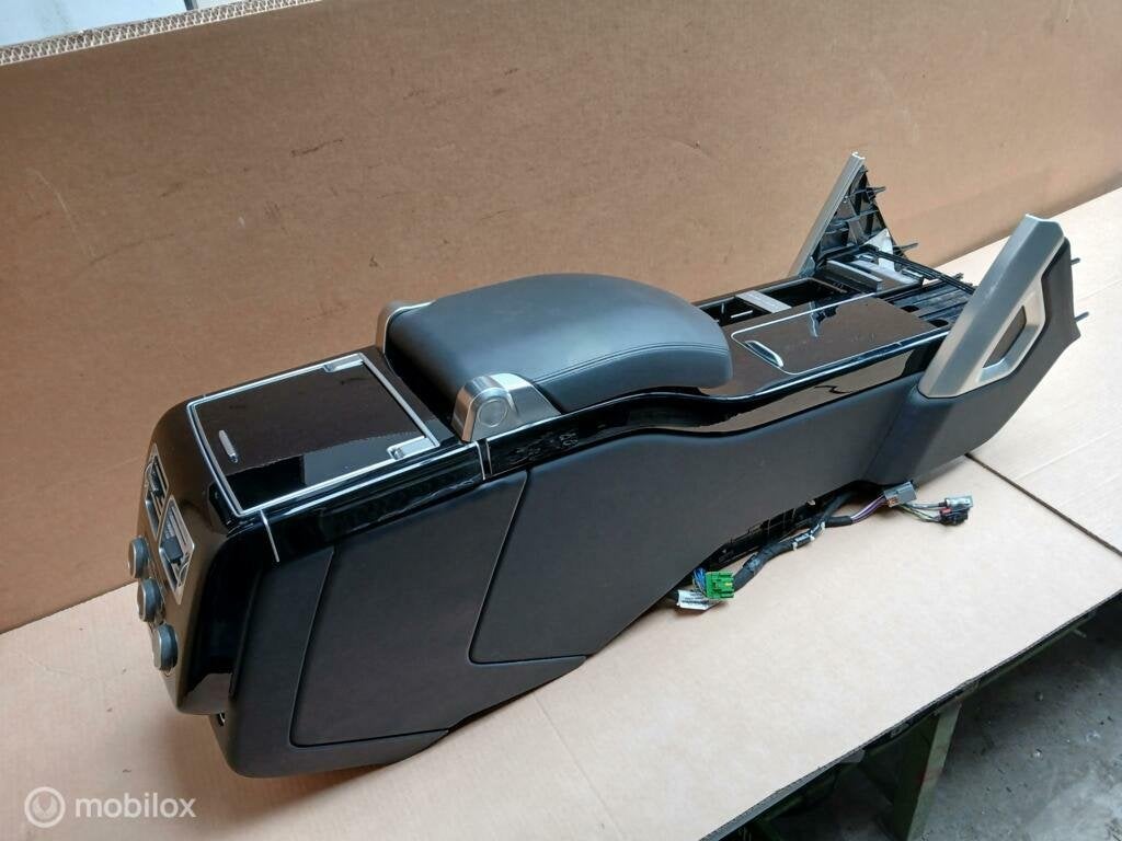 Middenconsole Range Rover L405 Vogue LWB midden console, Land Rover, Ophalen of Verzenden, Gebruikt, Land Rover