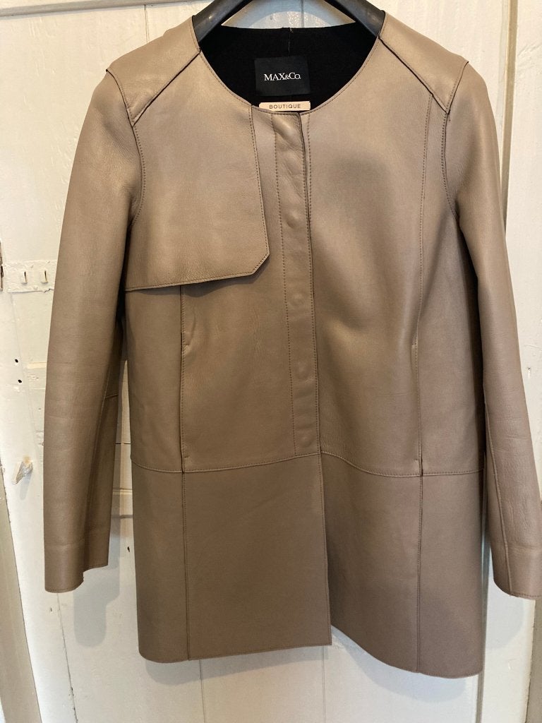 MAX&Co leren jas taupe kleur 42, Beige, Maat 42/44 (L), Nieuw, Ophalen of Verzenden
