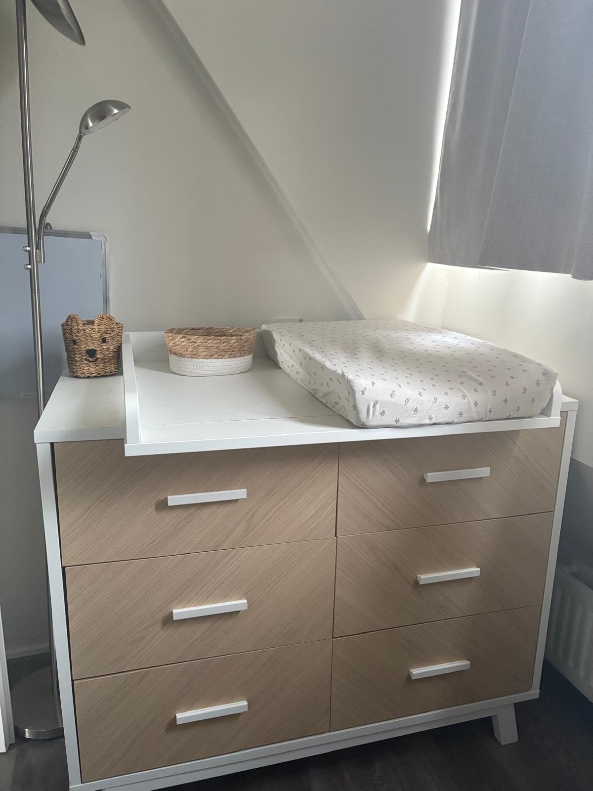 Commode, Kinderen en Baby's, Kinderkamer | Commodes en Kasten, Ophalen of Verzenden, Zo goed als nieuw