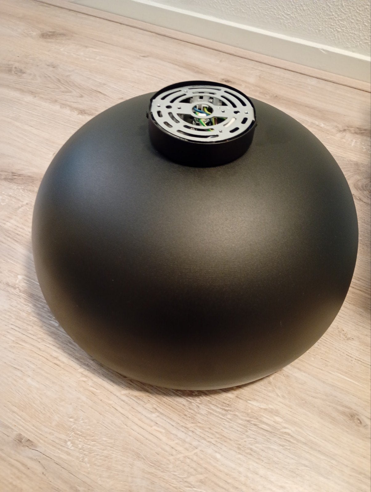 Moderne Zwarte Hanglamp met gouden Binnenkant, Nieuw, Metaal, Modern, E27 (groot)